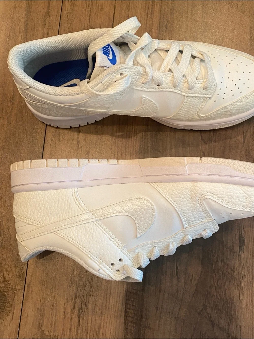 Nike • Dunk Low SE Sail Croc • Textured Leather Sneakers • 7Y / W 8.5